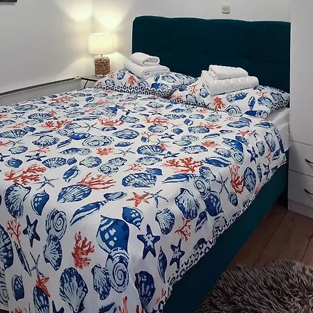 Stunning In With Wifi Apartment *